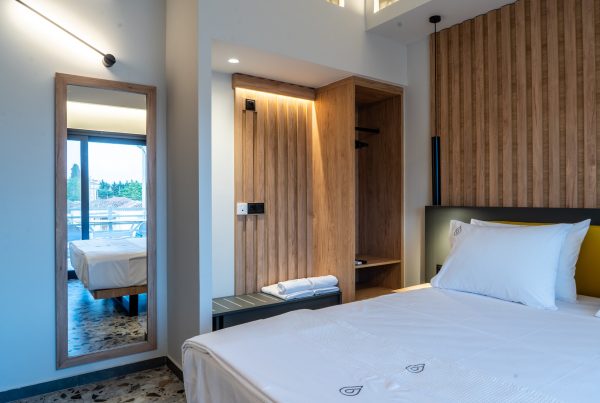 nero-suites-fanari-komotini-deluce-studio-king-size-bed