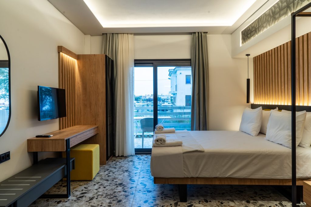 nero-suites-fanari-komotini-deluxe-diklino-dwmatio (2) nero-suites-fanari-komotini-deluxe-diklino-dwmatio (2)