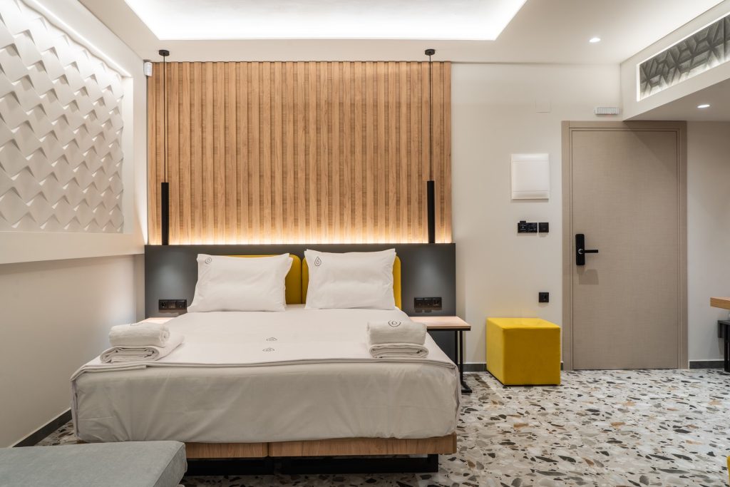 nero-suites-fanari-komotini-triklino dwmatio-amea (5) nero-suites-fanari-komotini-triklino dwmatio-amea